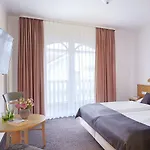 Strandhaus Belvedere 宾茨