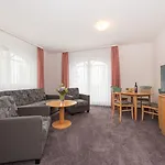 Отель Strandhaus Belvedere Остзебад Бинц