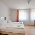 Отель Strandhaus Belvedere 4*