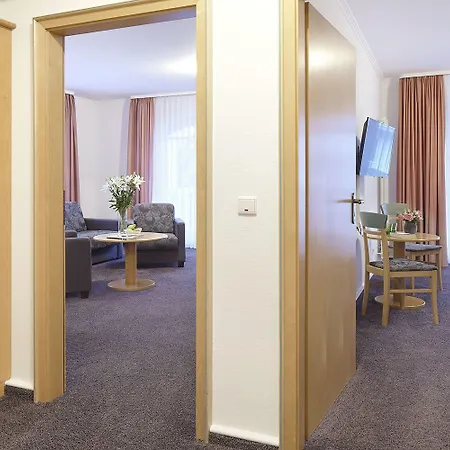 Hotell Strandhaus Belvedere 4*