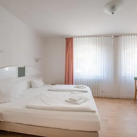 Hotel Strandhaus Belvedere 4*