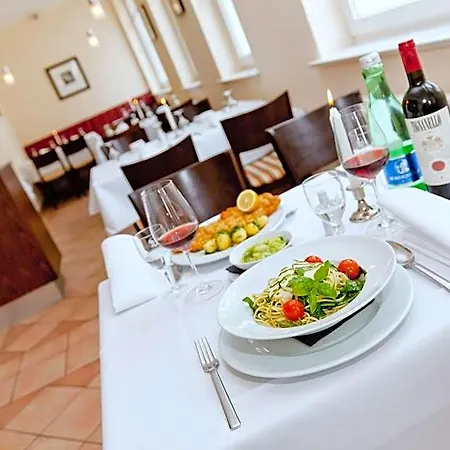 Strandhaus Belvedere Hotel 4*
