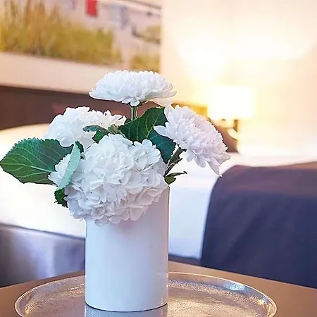 מלון Strandhaus Belvedere 4*