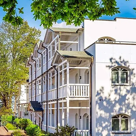מלון Strandhaus Belvedere
