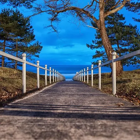 Strandhaus Belvedere 宾茨
