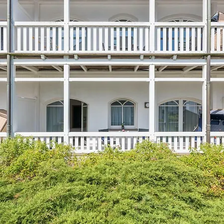 Strandhaus Belvedere Hotel